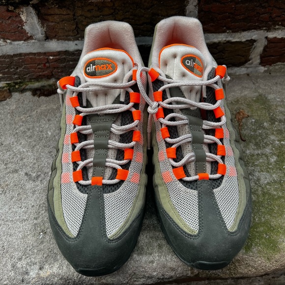 Nike Air Max 95 - Picture 2 of 4